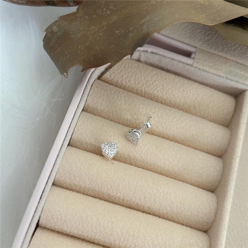 BRINCO PRATA 925 CORAÇÃO CRAVEJADO PEQUENO