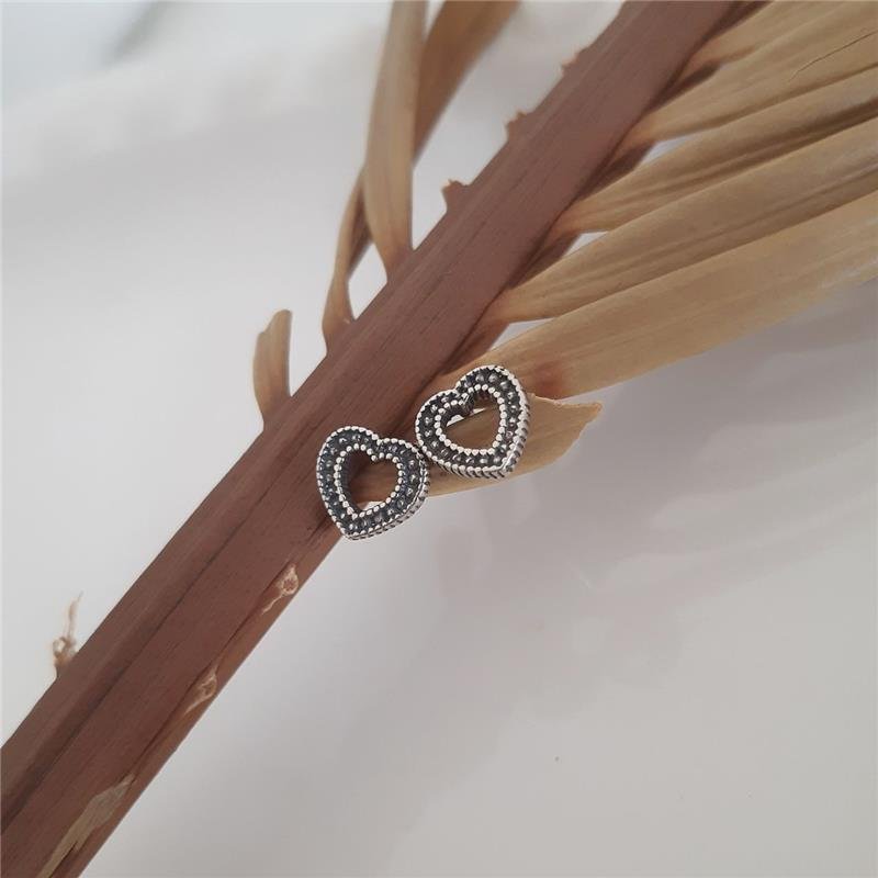 BRINCO PRATA 925 CORAÇÃO TRABALHADO MÉDIO