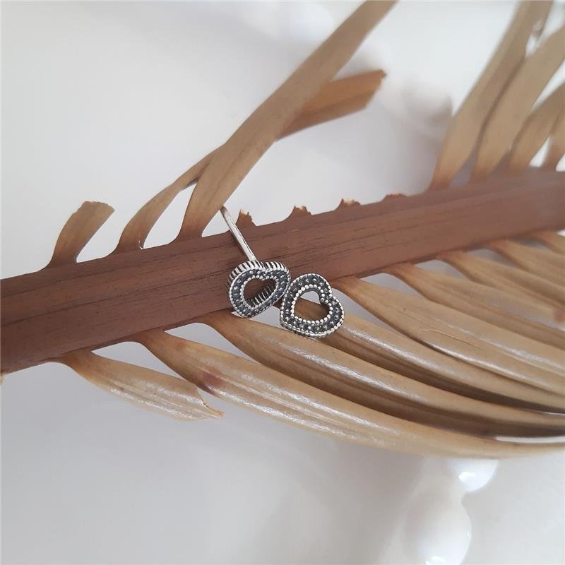 BRINCO PRATA 925 CORAÇÃO TRABALHADO MÉDIO