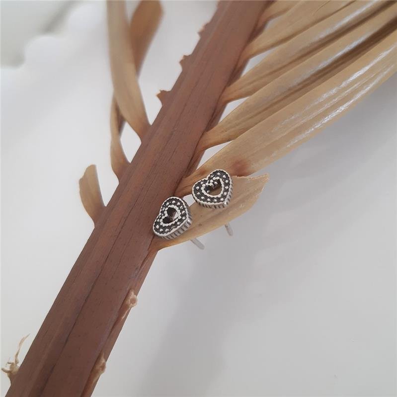 BRINCO PRATA 925 CORAÇÃO TRABALHADO PEQUENO