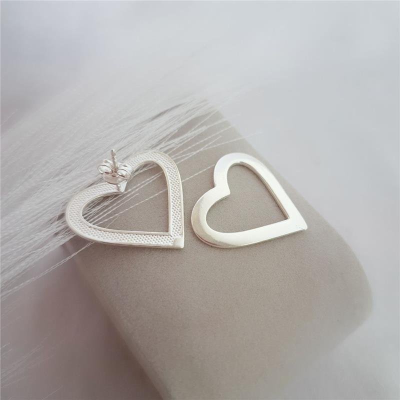 BRINCO PRATA 925 CORAÇÃO VAZADO