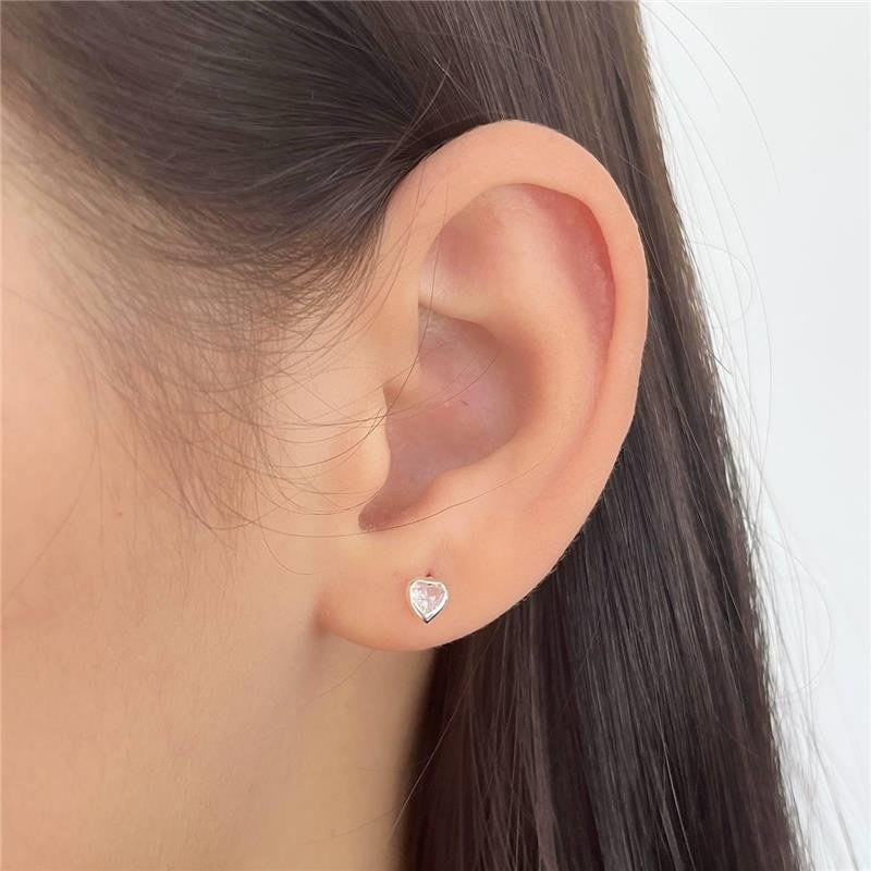 BRINCO PRATA 925 CORAÇÃO ZIRCÔNIA CONTORNO EM PRATA