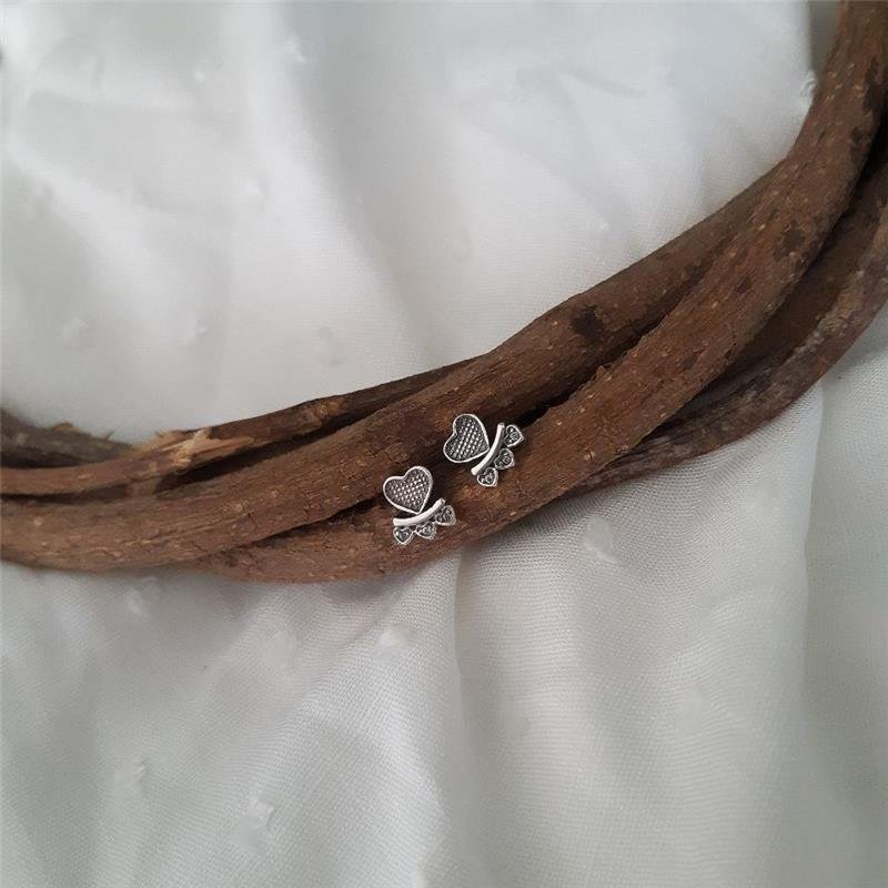 BRINCO PRATA 925 CORAÇÕES COM DETALHES E COM ZIRCÔNIA