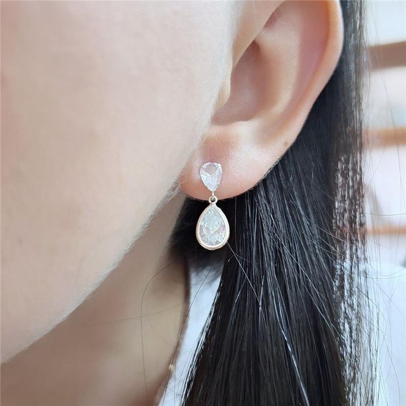 BRINCO PRATA 925 DUAS GOTAS ZIRCÔNIA