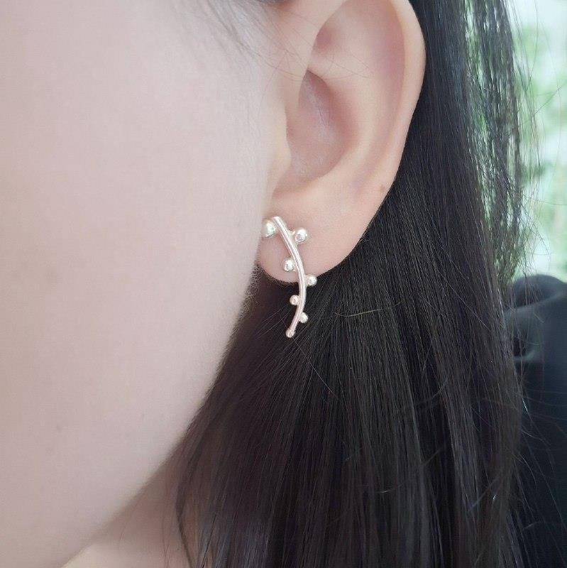 BRINCO PRATA 925 EAR CUFF BOLINHAS