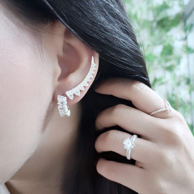 BRINCO PRATA 925 EAR CUFF DETALHES CRAVEJADOS