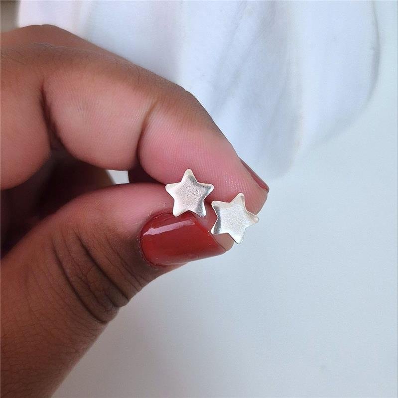 BRINCO PRATA 925 ESTRELA LISA MÉDIA