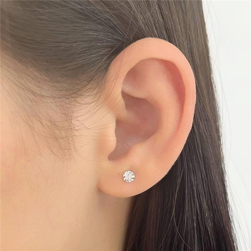 BRINCO PRATA 925 FLOR ZIRCÔNIA NO MEIO