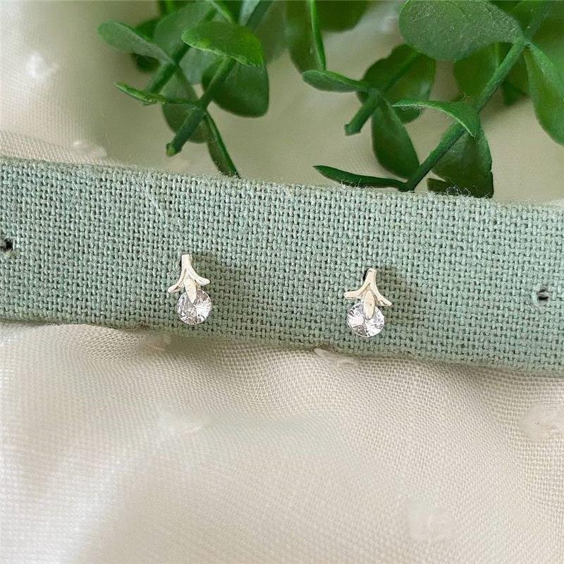 BRINCO PRATA 925 FLORZINHA COM PEDRA