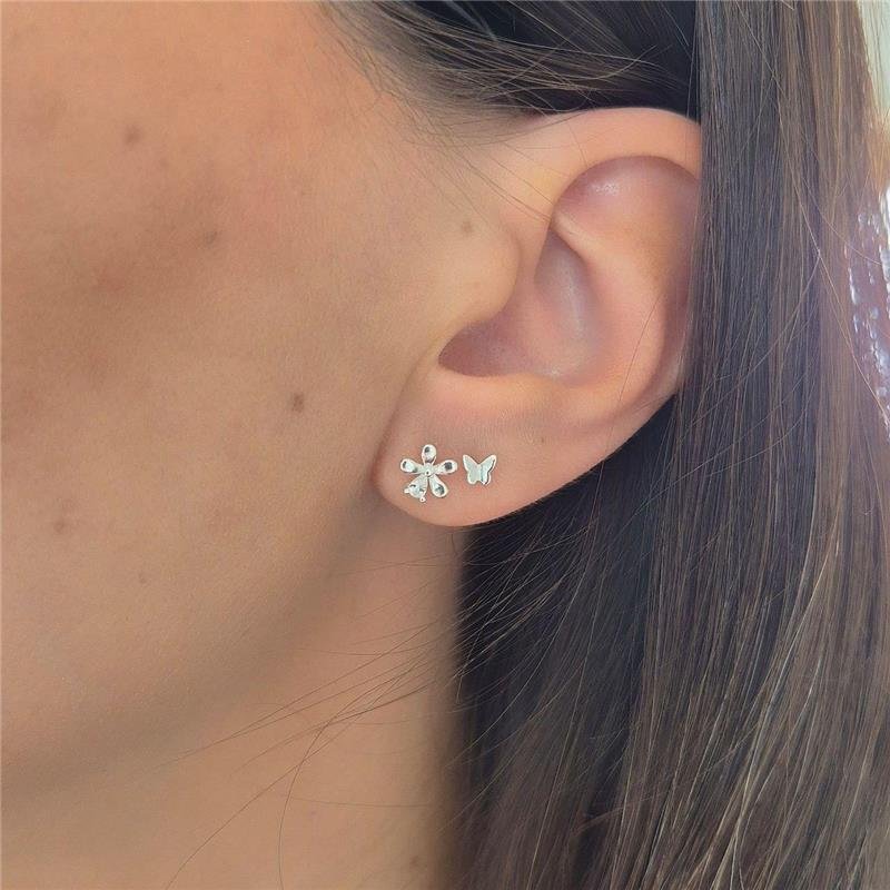 BRINCO PRATA 925 FLORZINHA DETALHE CRAVEJADO