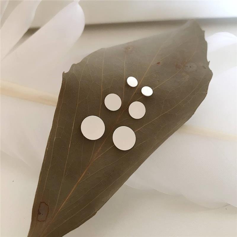 BRINCO PRATA 925 GEOMÉTRICO CÍRCULO LISO M