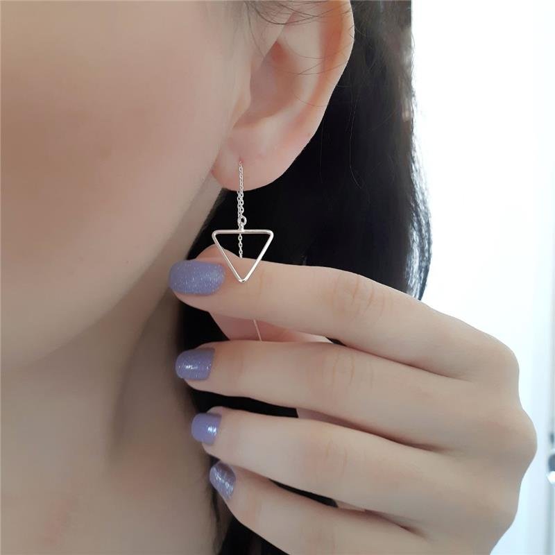 BRINCO PRATA 925 GEOMÉTRICO CORRENTE TRIÂNGULO