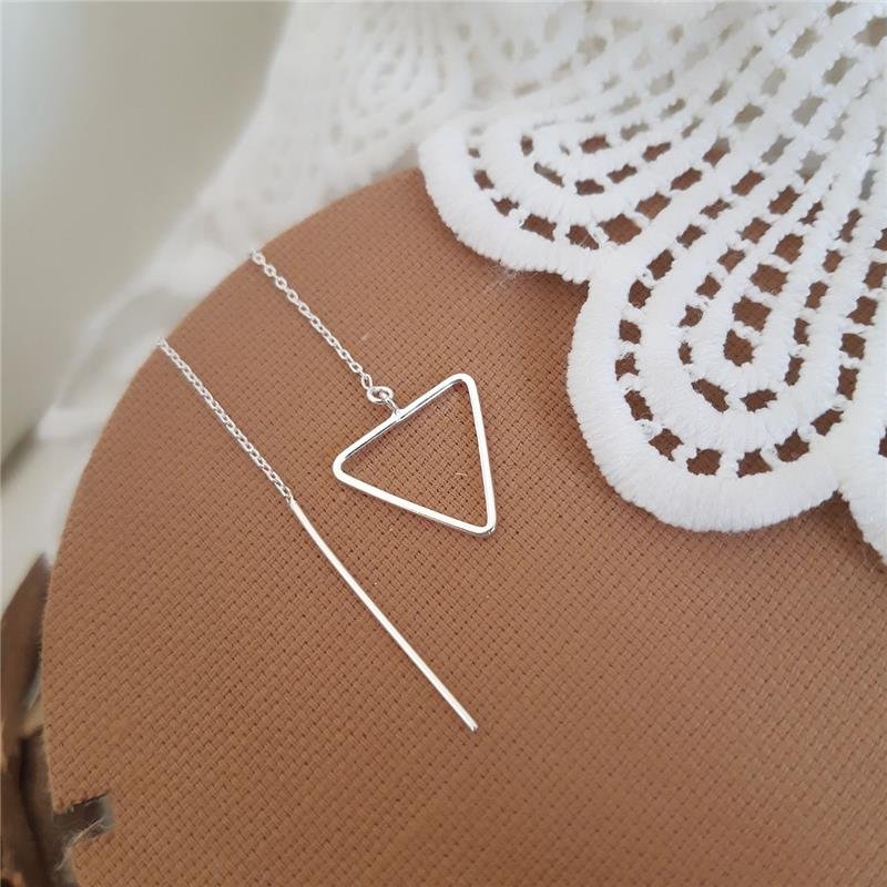 BRINCO PRATA 925 GEOMÉTRICO CORRENTE TRIÂNGULO