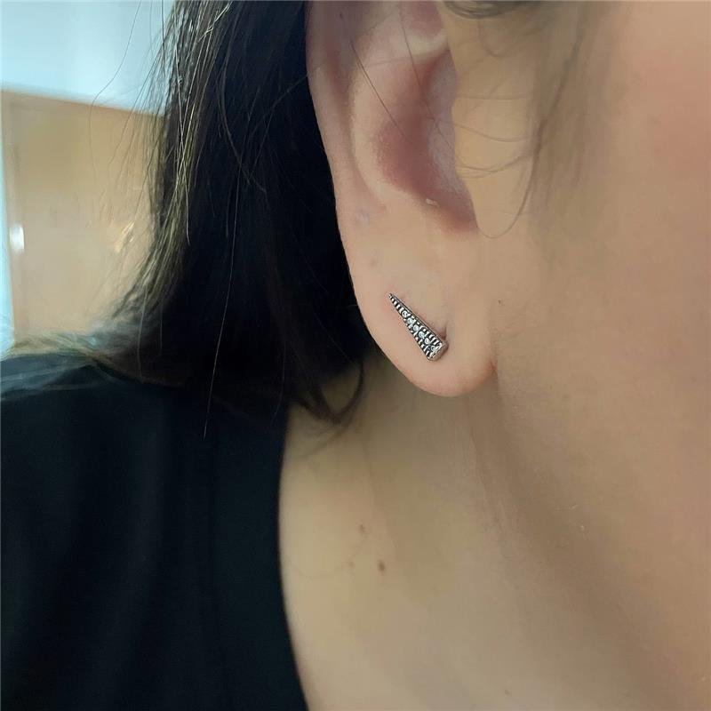 BRINCO PRATA 925 GEOMÉTRICO TRIANGULAR MÉDIO