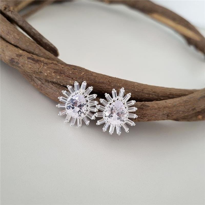 BRINCO PRATA 925 GOTA COM RAIOS ZIRCÔNIA