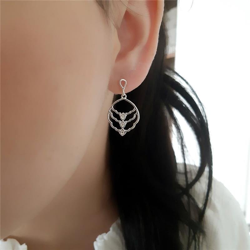 BRINCO PRATA 925 GRANDE PENDURADO CAMADAS COM PEDRA