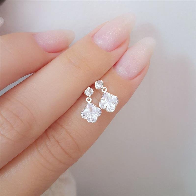 BRINCO PRATA 925 INFANTIL BASE ZIRCÔNIA PINGENTE TREVO ZIRCÔNIA