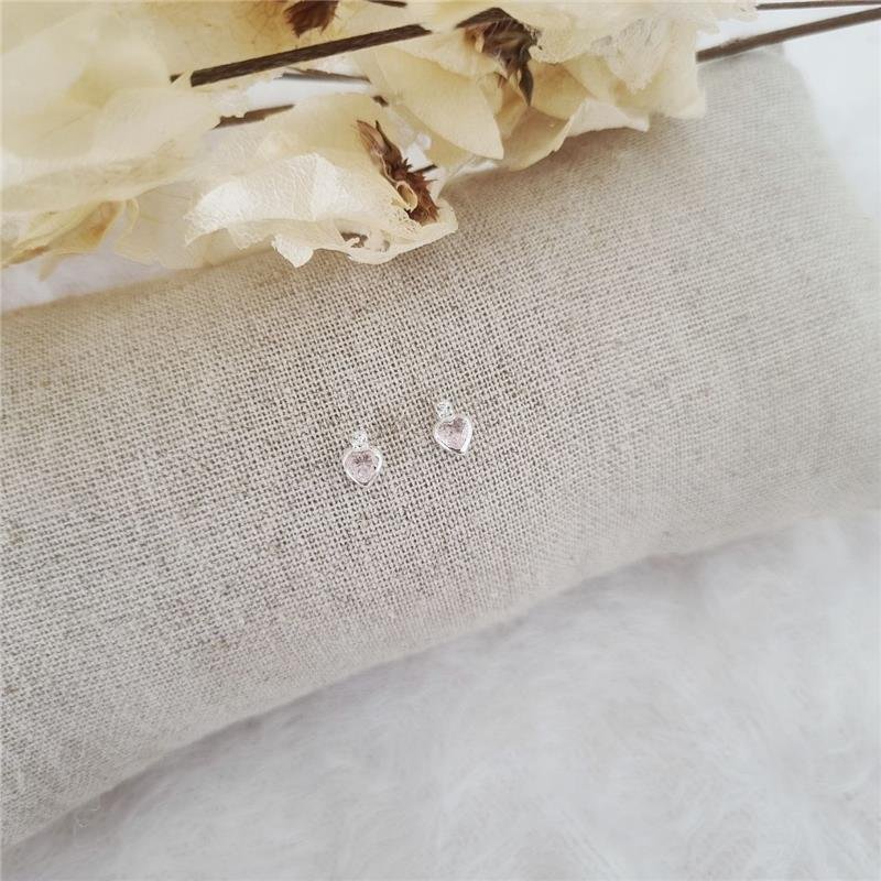 BRINCO PRATA 925 INFANTIL CORAÇÃO PEDRA