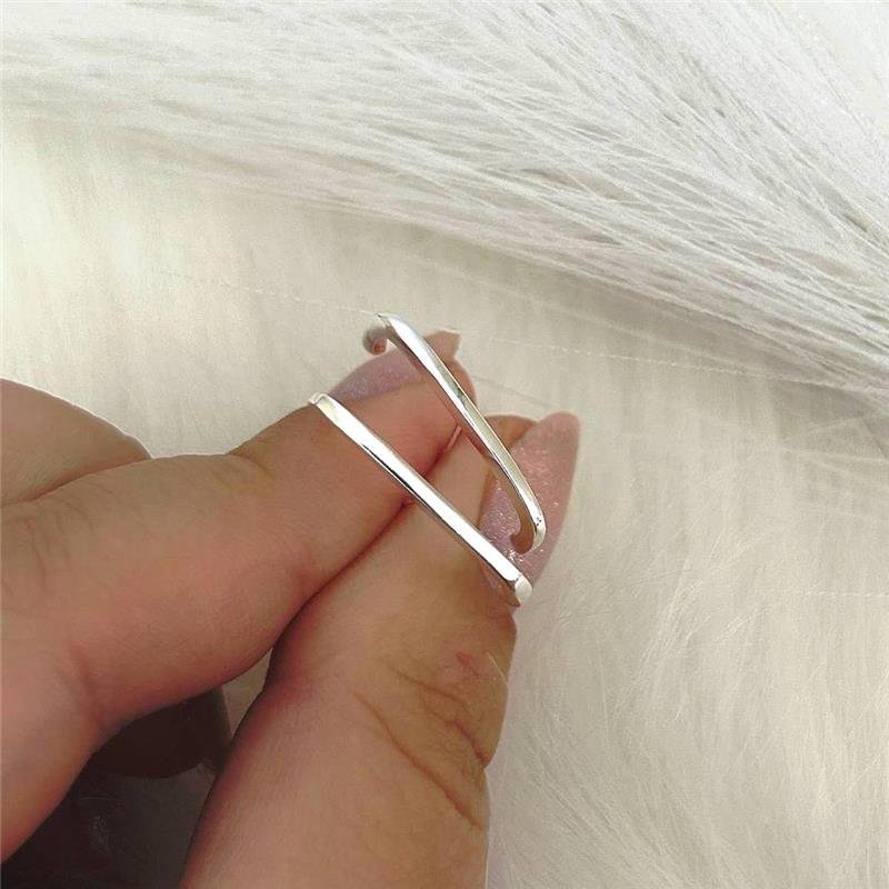 BRINCO PRATA 925 LISO MINIMALISTA