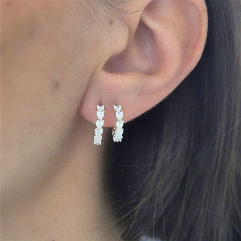 BRINCO PRATA 925 MEIA ARGOLA CRAVEJADO CORAÇÃO