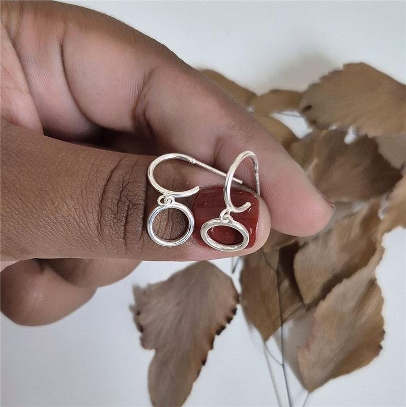 BRINCO PRATA 925 MEIA ARGOLA PINGENTE CIRCULO VAZADO