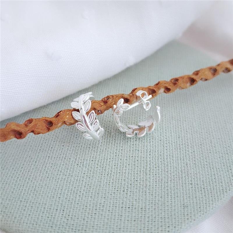  BRINCO PRATA 925 MEIA ARGOLA RAMO