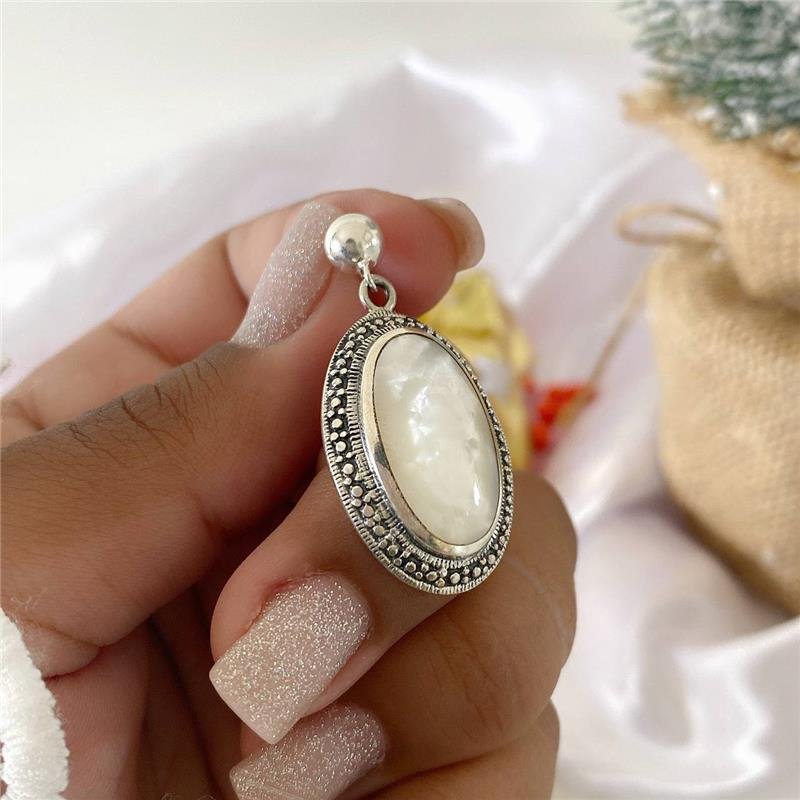 BRINCO PRATA 925 OVAL PENDURADO COM PEDRA NATURAL