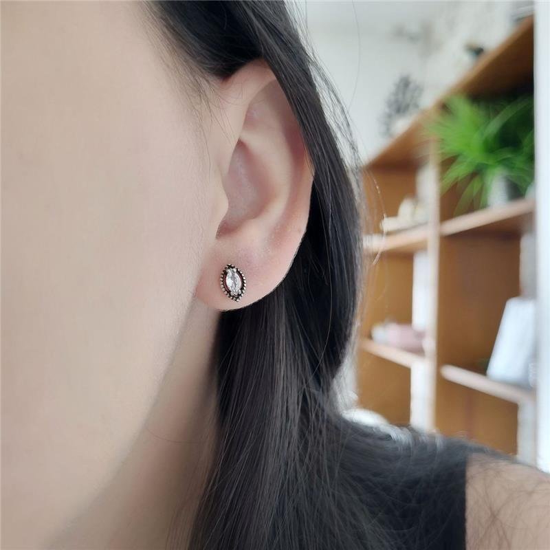 BRINCO PRATA 925 PEDRA NAVETE BORDA PONTILHADA