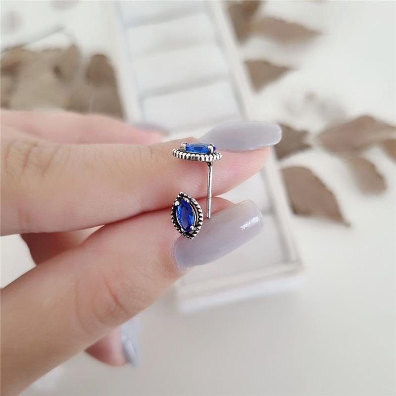 BRINCO PRATA 925 PEDRA NAVETE BORDA PONTILHADA