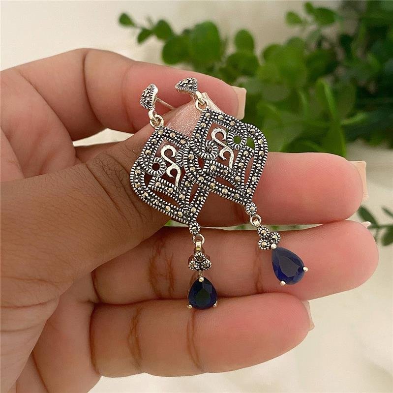 BRINCO PRATA 925 PENDURADO ARABESCOS COM PEDRA PENDURADA