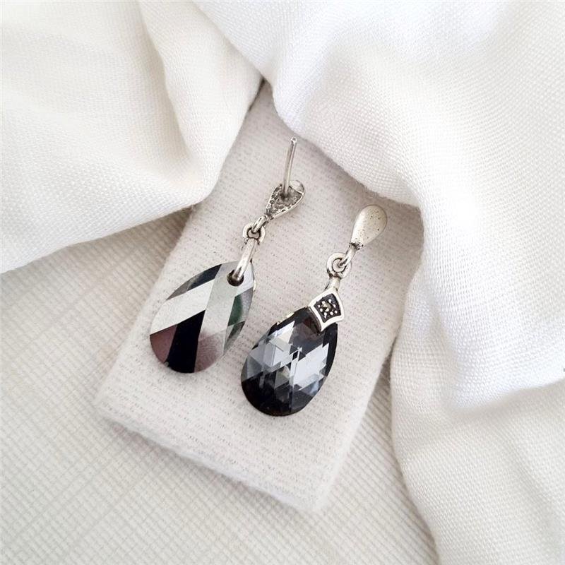 BRINCO PRATA 925 PENDURADO GOTA CRISTAL PRETO