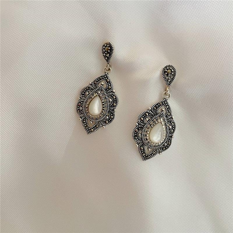 BRINCO PRATA 925 PENDURADO GOTA MADRE PÉROLA