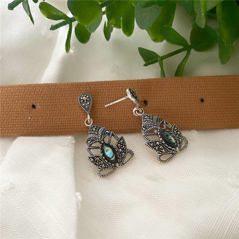 BRINCO PRATA 925 PENDURADO LOTUS PEDRA NATURAL 