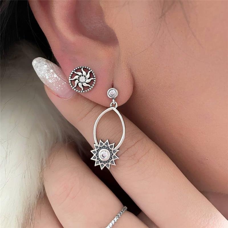 BRINCO PRATA 925 PENDURADO VAZADO SOL COM ZIRCÔNIA