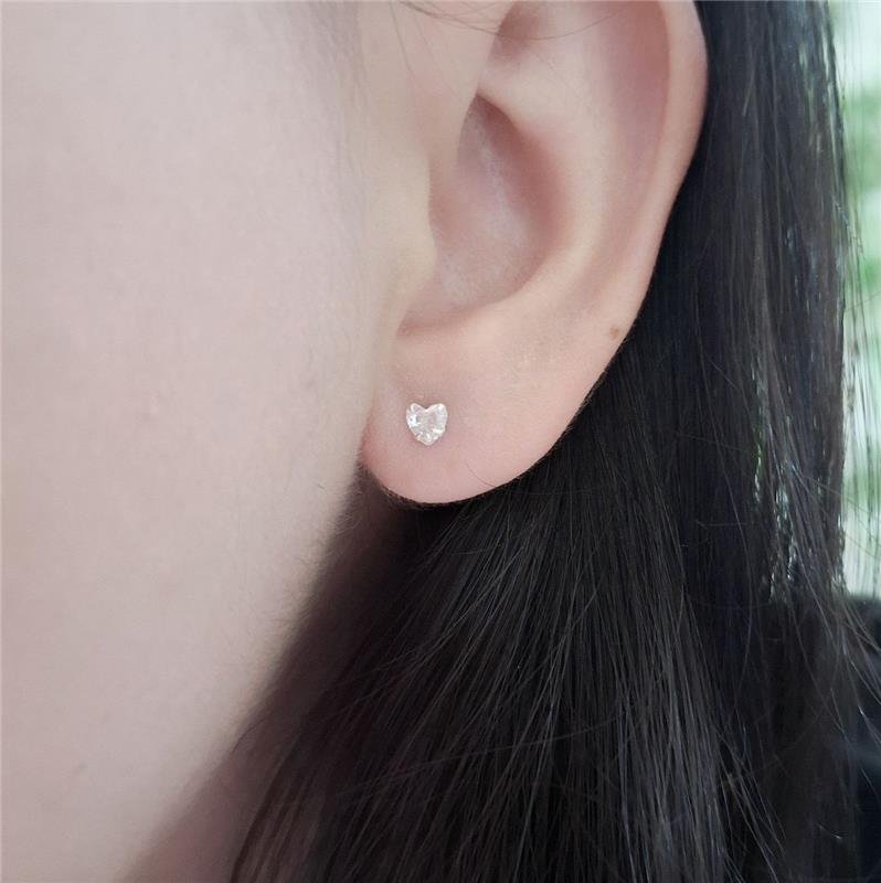 BRINCO PRATA 925 PONTO LUZ CORAÇÃO 4 MM