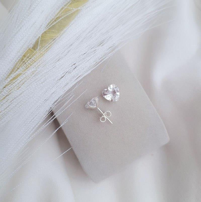 BRINCO PRATA 925 PONTO LUZ CORAÇÃO 8 MM