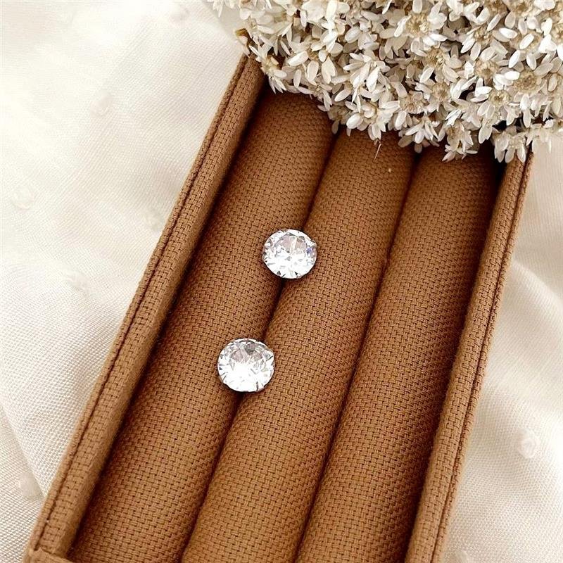 BRINCO PRATA 925 PONTO LUZ REDONDO 9MM