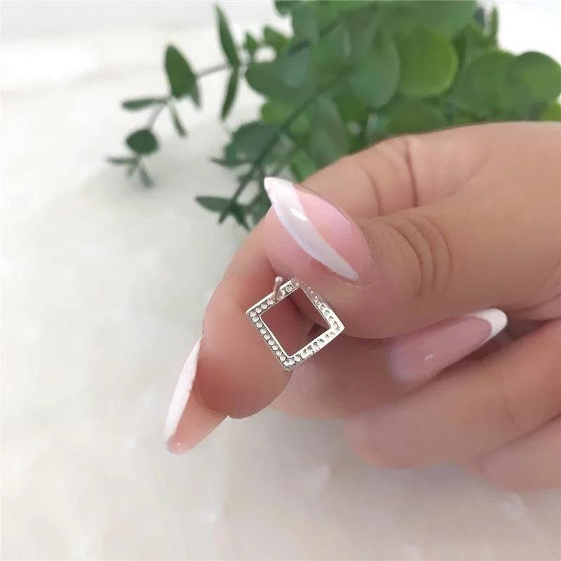 BRINCO PRATA 925 QUADRADO LISO GRANDE