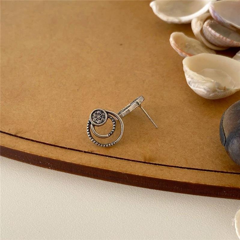 BRINCO PRATA 925 TRÊ CIRCULOS COM PEDRA