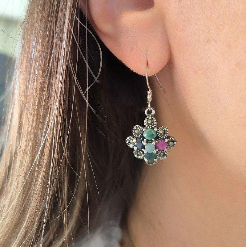 BRINCO PRATA BALI FLOR ESMERALDA RUBI ONIX VOLTA GOTAS BASE MARCASSITA