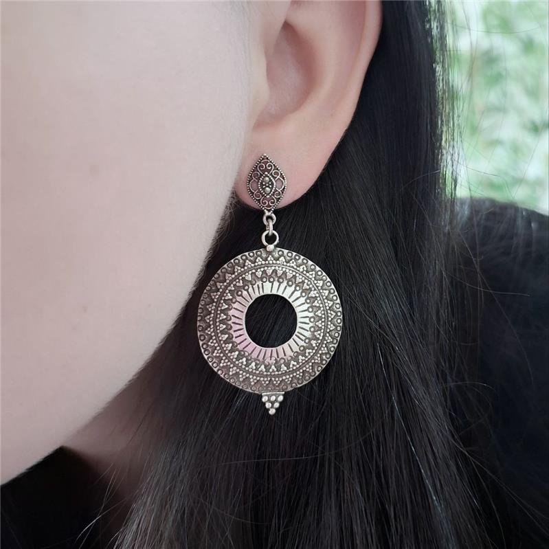 BRINCO PRATA BALI MANDALA VAZADA MEIO BASE MARCASSITA