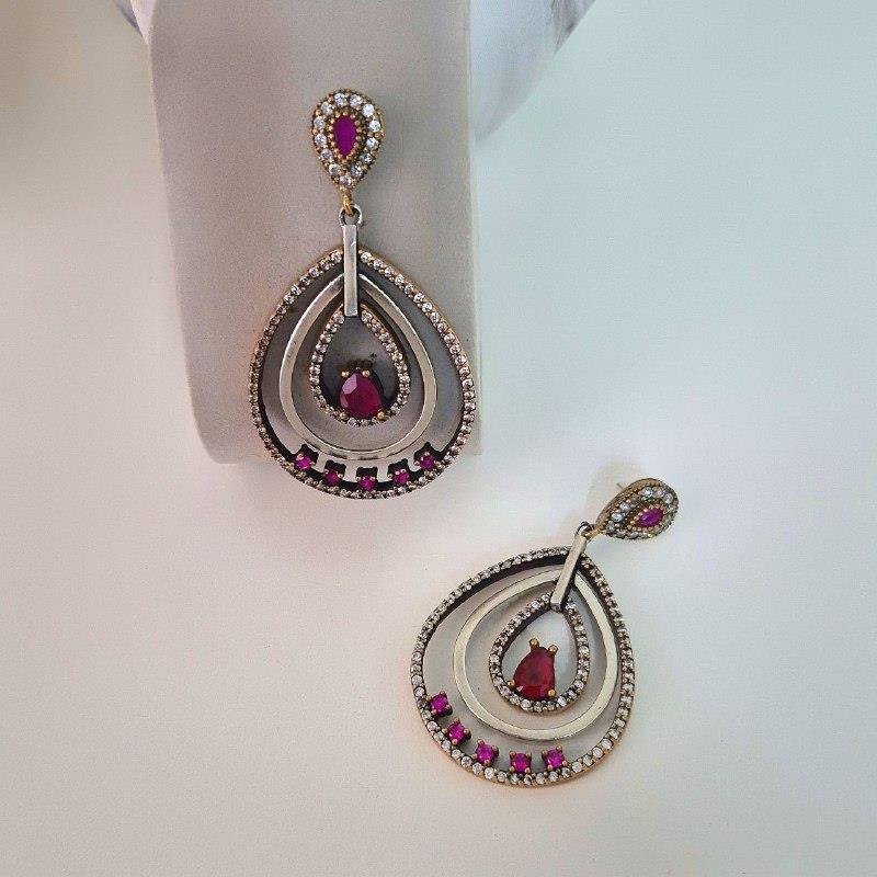 BRINCO PRATA TURCA PENDURADO GOTA