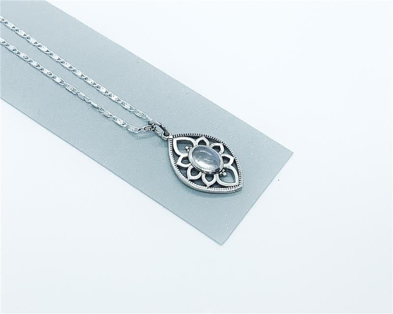 COLAR COM PINGENTE TRABALHADO COM PEDRA NATURAL