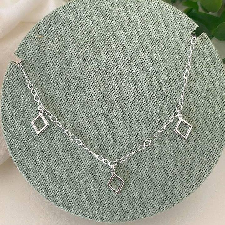 COLAR PRATA 925 CHOCKER LOSANGOS