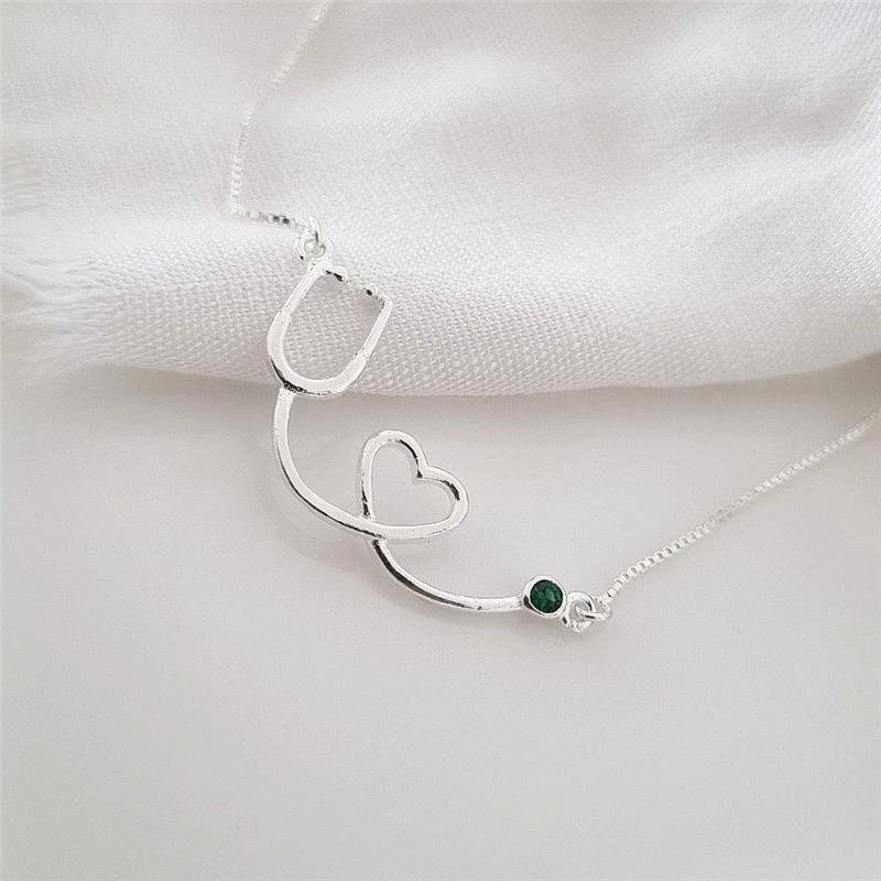 COLAR PRATA 925 ESTETOSCÓPIO CORAÇÃO