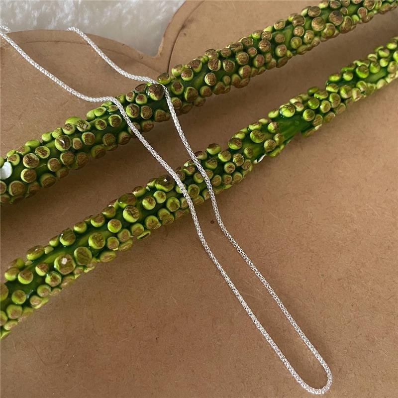 CORRENTE PIPOCA FINA PRATA BRANCA 45 CM