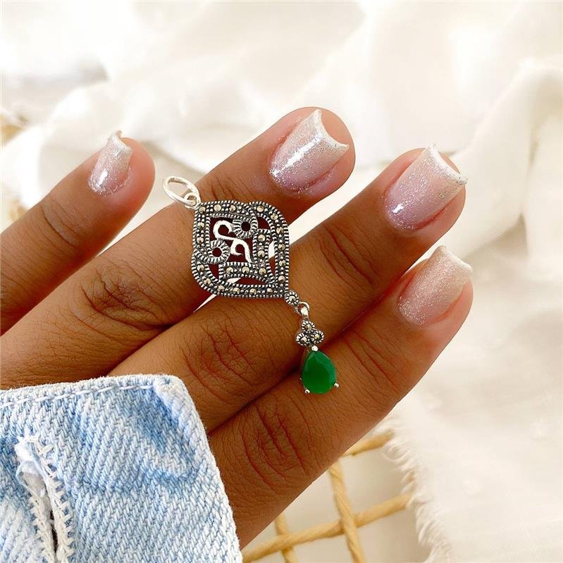 PINGENTE PRATA 925 ARABESCO COM PEDRA PENDURADA