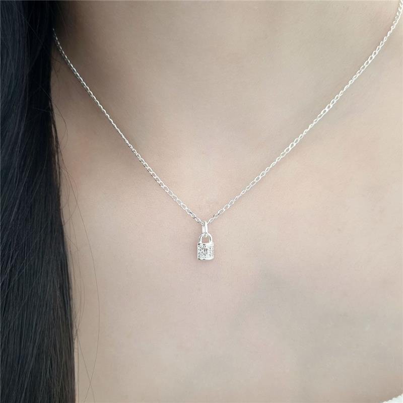 PINGENTE PRATA 925 CADEADO CRAVEJADO