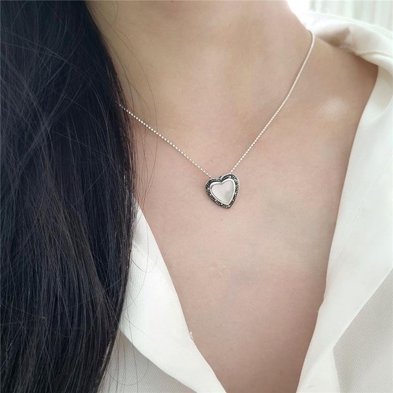 PINGENTE PRATA 925 CORAÇÃO MADRE PÉROLA