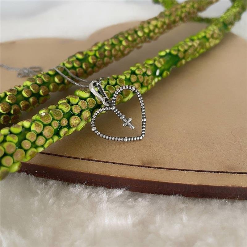 PINGENTE PRATA 925 CORAÇÃO TERÇO RELIGIOSO